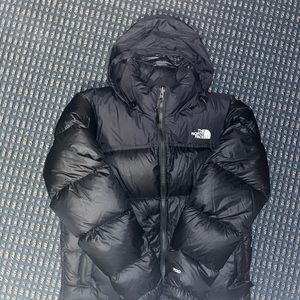 NORTH FACE BLACK WOMENS PUFFER/DOWN JACKET